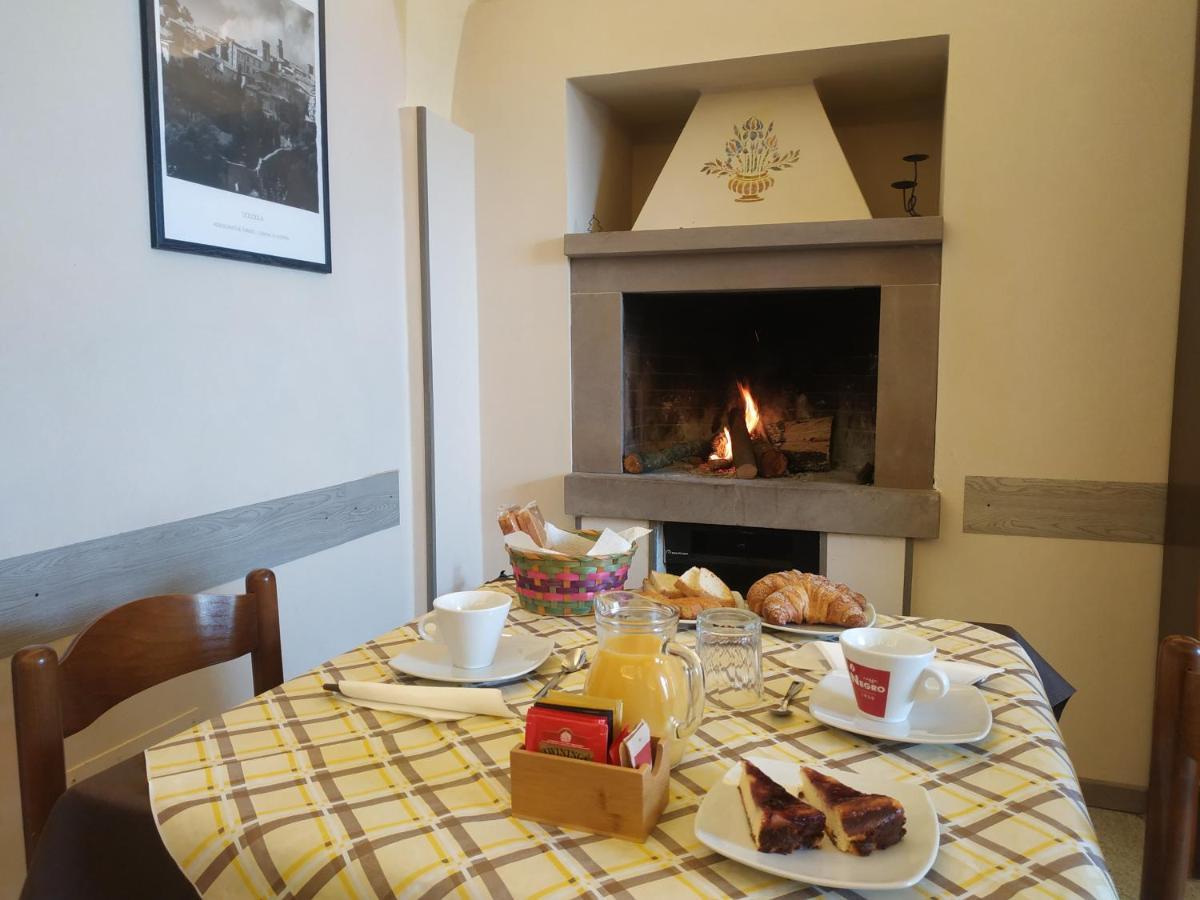 Locanda Prato D'Era โวลแตร์รา ภายนอก รูปภาพ
