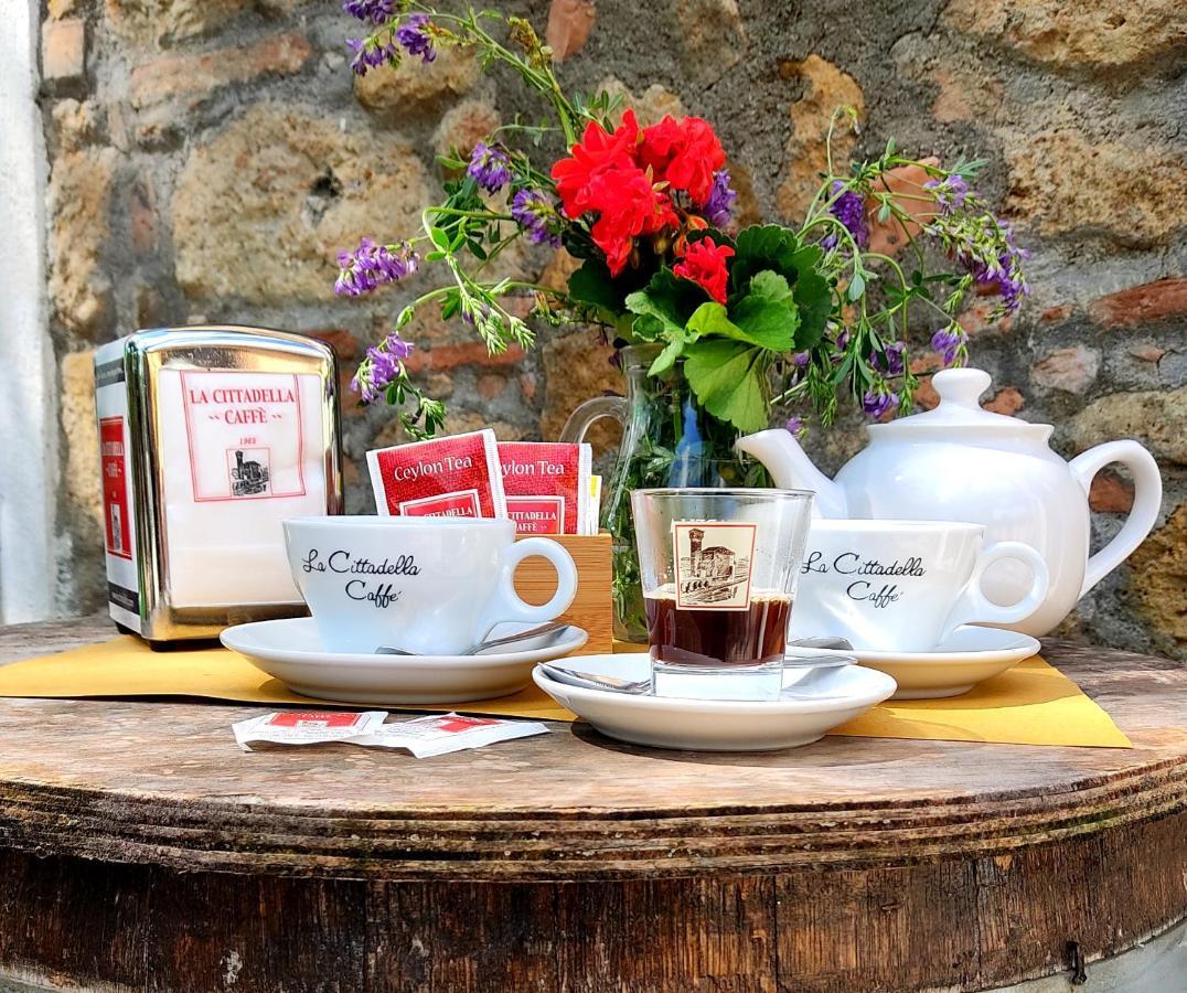 Locanda Prato D'Era โวลแตร์รา ภายนอก รูปภาพ